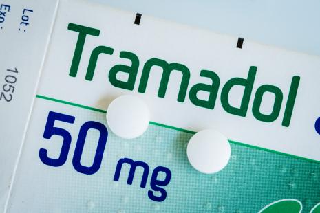 Le tramadol entraîne un risque important d’accoutumance et cela dès 100 mg par jour