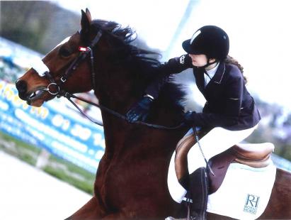 Victoire, 16 ans, championne d’équitation, épileptique